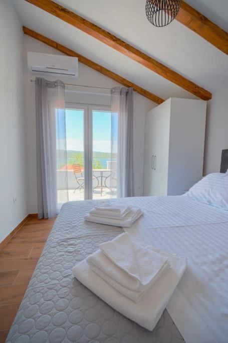 Villa With Amazing View And A Private Pool, Susnjar 1 Kruševo Екстериор снимка